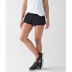Lululemon City Sky Run by Short in black
